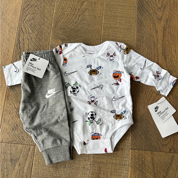 Nike Baby Boy Outfit - Picture 1 of 1